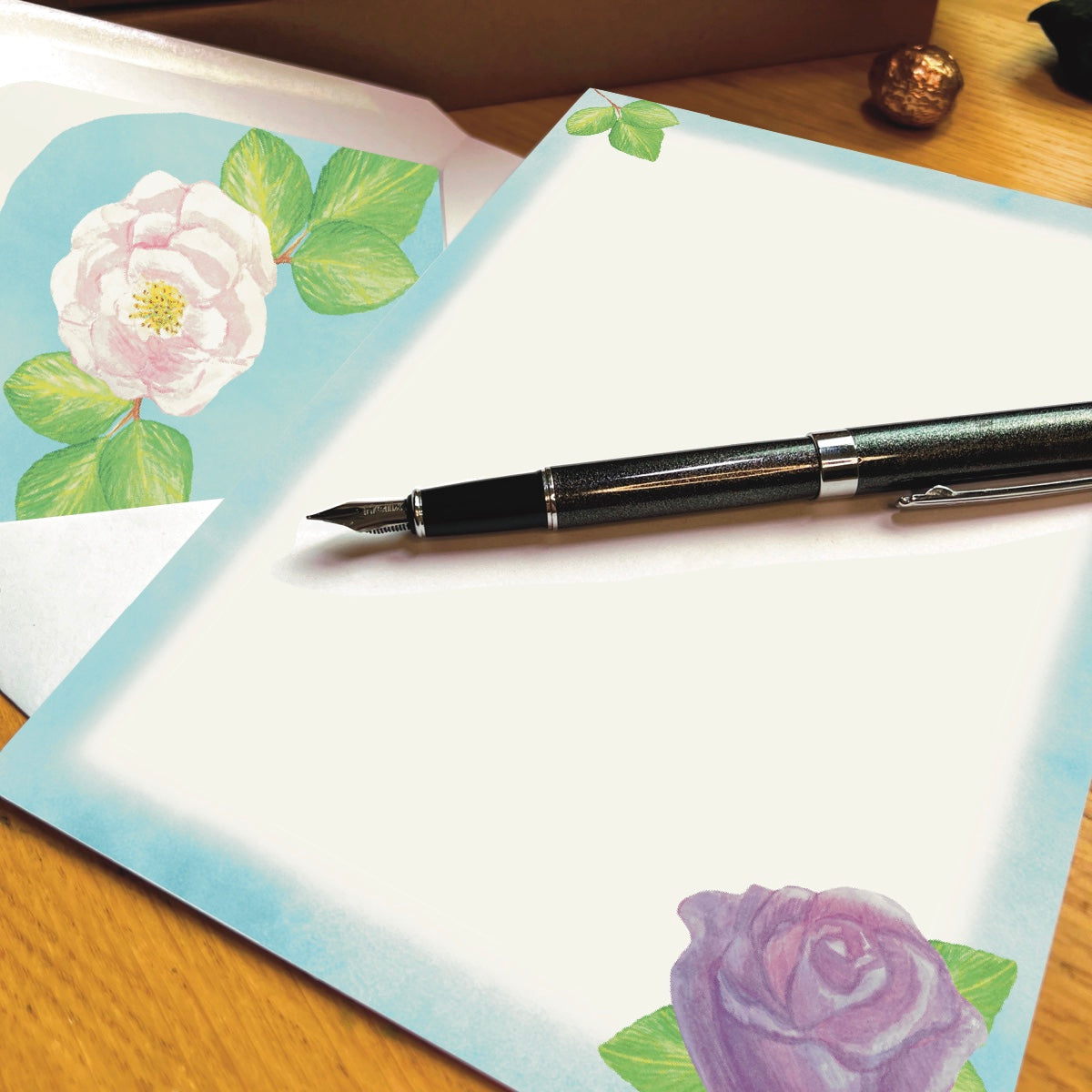 Elegant Rose Letter Writing Set – Timeless Stationery Gift Box