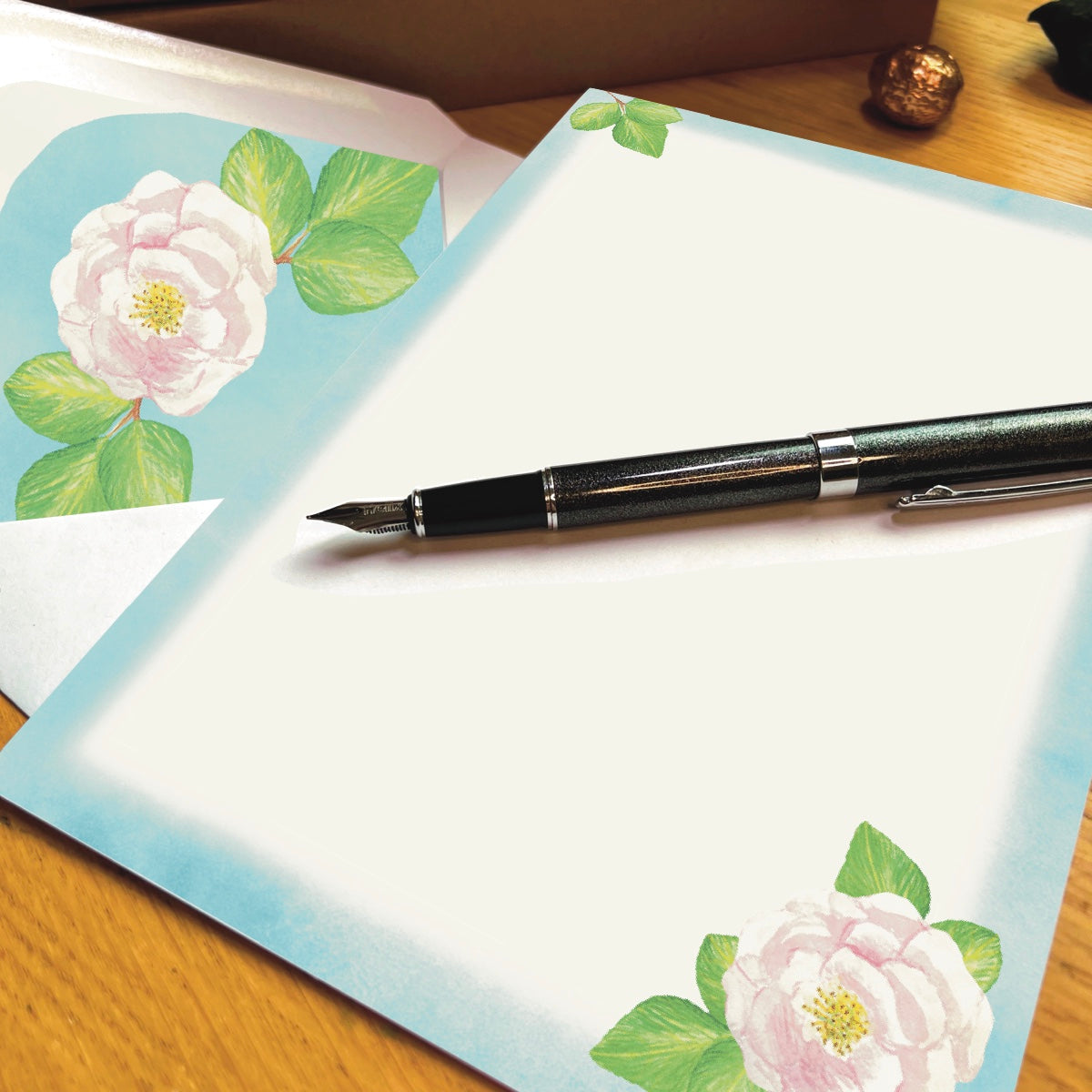 Elegant Rose Letter Writing Set – Timeless Stationery Gift Box