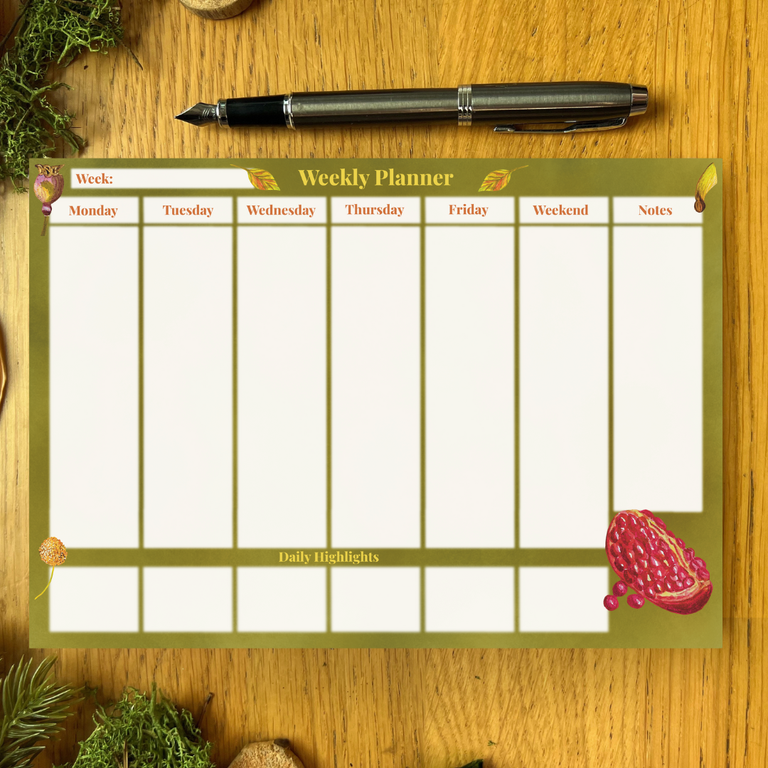 Woodland Walk Weekly Planner Pad in Moss