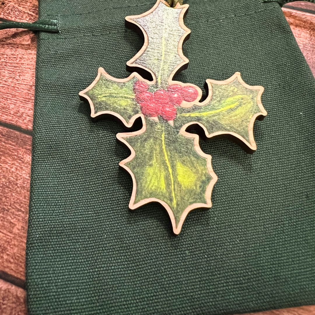 Luxury Handmade Holly Wooden Decoration | Eco-Friendly Christmas Ornament