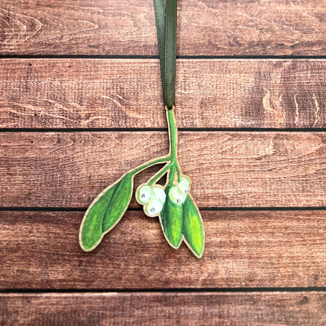 Luxury Handmade Mistletoe Wooden Decoration | Eco-Friendly Christmas Ornament