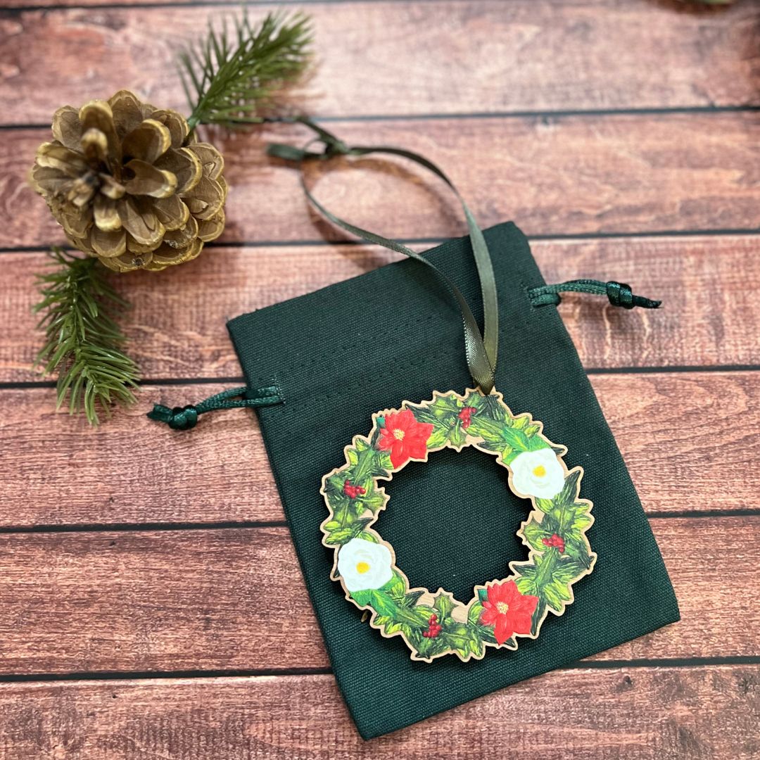Luxury Winter Wreath Wooden Decoration | Eco-Friendly Handmade Christmas Ornament